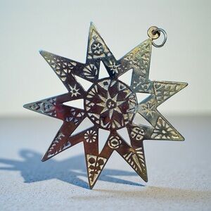 Metropolitan Museum of Art star ornament, Sterling silver with gold plate, 1972